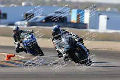 media/Dec-18-2022-SoCal Trackdays (Sun) [[8099a50955]]/Turn 2 (950am)/